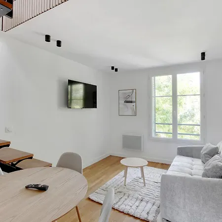 Apartamento Large Air-conditioned 2br Duplex - Close To Paris *