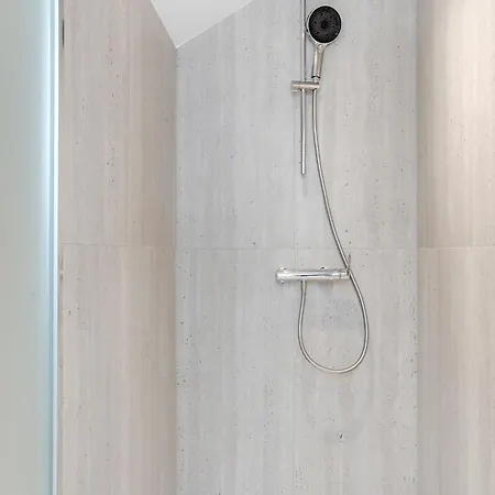 Διαμέρισμα Large Air-conditioned 2br Duplex - Close To Paris Σαιν-Ντενί